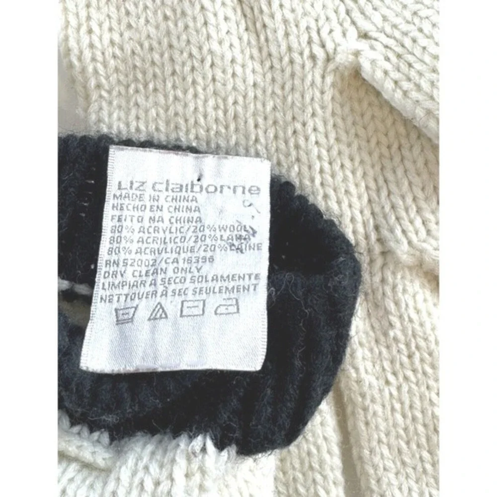 Liz Claiborne Knit Gloves with Pom Poms Cream & Black cold weather Cozy‎ 71-14